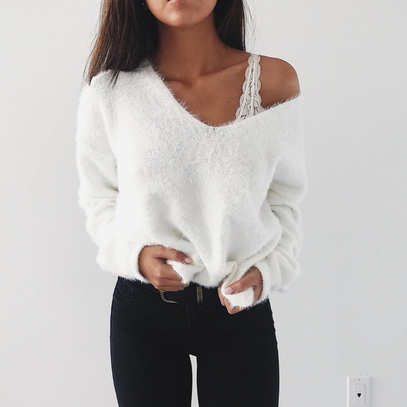 Rare Soft and Cozy Fuzzy V-neck Sweater